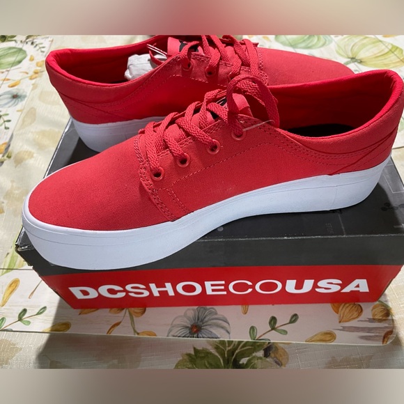 🔥🔥New in Box Dark Pink DC Trase Platform 90’s Foam Bed Sneaker Tennis Shoes - Picture 4 of 9